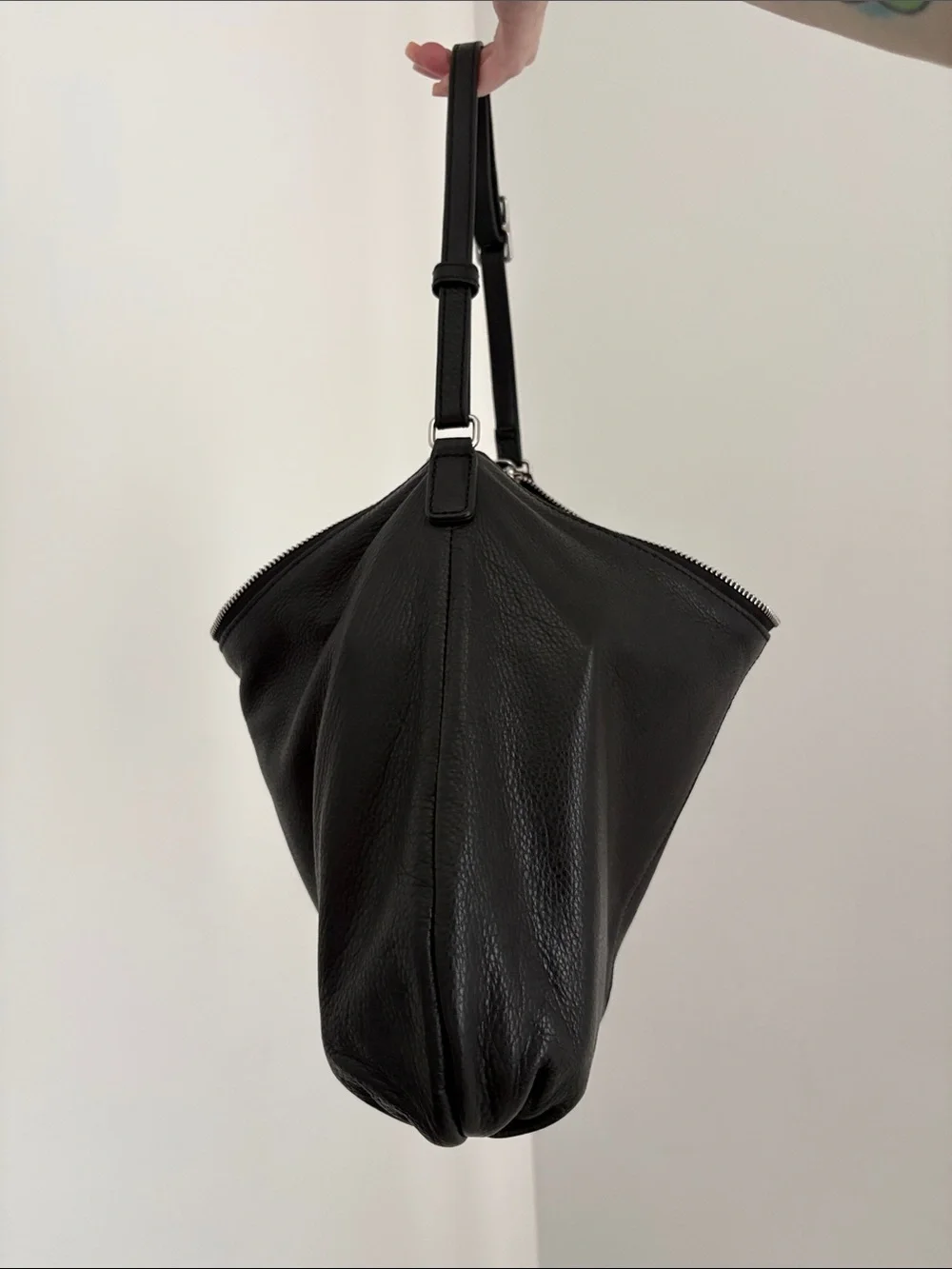 Margot Classic Black Leather Hobo Shoulder Bag